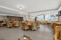 Qinyue Hotel (Zigong Lantern Park FanHua 1939 Shopping Plaza)