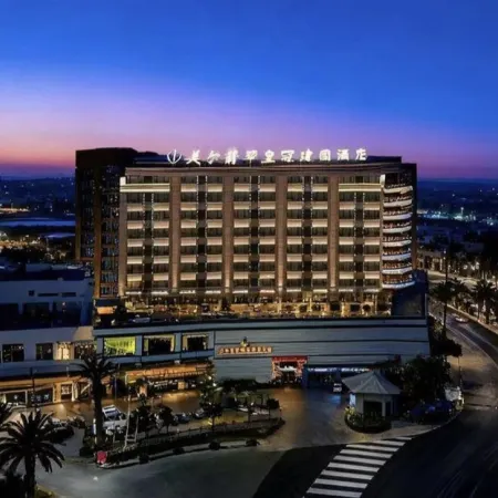 Hua     Yi Hotel