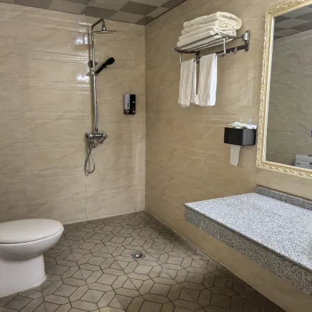 Jinweike Business Hotel