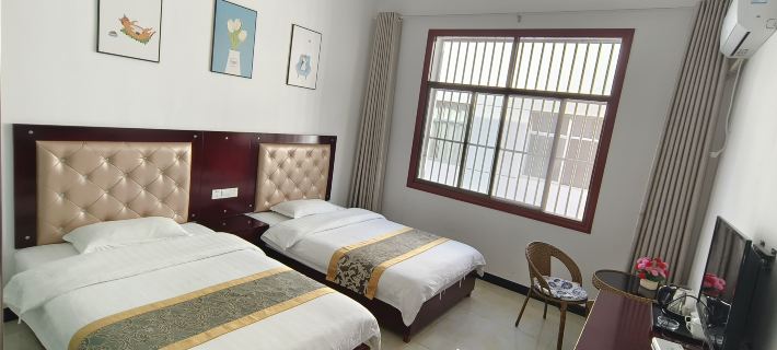 Shushui Rong Elegant Restaurant Hotel Hotel di Zhashui County