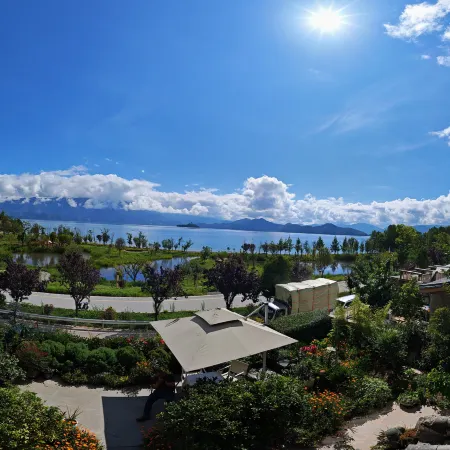 Lugu Lake Scenic Area Mijing · Hillside Lakeview Boutique Stay
