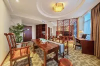 Carey Harmony Dunp Hotel Grand Cross Centre Hotel a Kaili