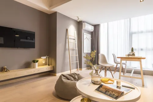 Yunzhu Executive Apartment (Zhengzhou People's Hospital Metro Station)