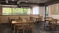 Luanchuan Yunyin Shanshe Hotel (Laojunshan Fenghuang Tianjie Branch)