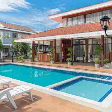 Sandy Residence Hotel Exterior