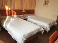 如家酒店(北京良乡西路店) - 标准双床房