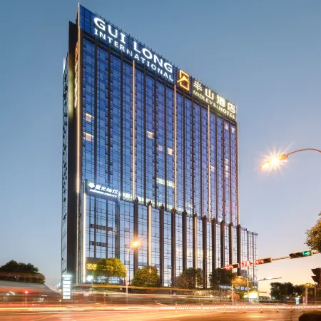 Mid-Level Hotel