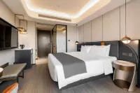 Yitel Zhishang Hotel (Suzhou Jinji Lake Dongzhen Road Metro Station Store) Hotels in Suzhou