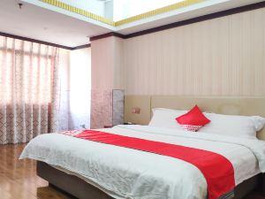 Golden Dragon Boutique Hotel