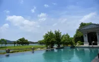 Gingko Lake Resort Hotel Villa - Private Pools
