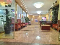 Qiubei Zhenyuan Business Hotel