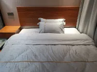 Cixi Dielai Small Town Hotel