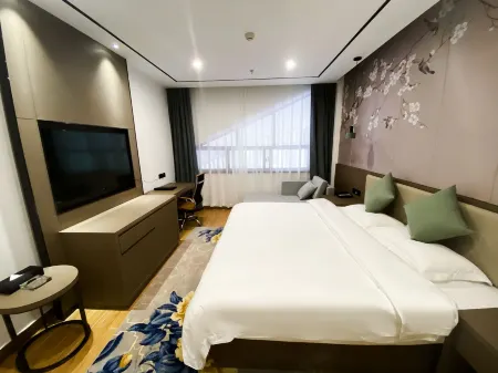 Sanbaishan Holiday Center Отели рядом с достопримечательностью «Sanbaishan Mountain Scenic Area»