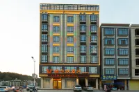 Vienna Hotel (Huazhou Lvjing International) Hotels near Huazhou Railway Station