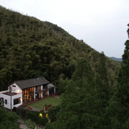 Lost Villa (Moganshan Biwu)