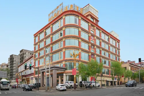 Xueri Nida Shentang Hot Spring Hotel Hotels in Garzê County