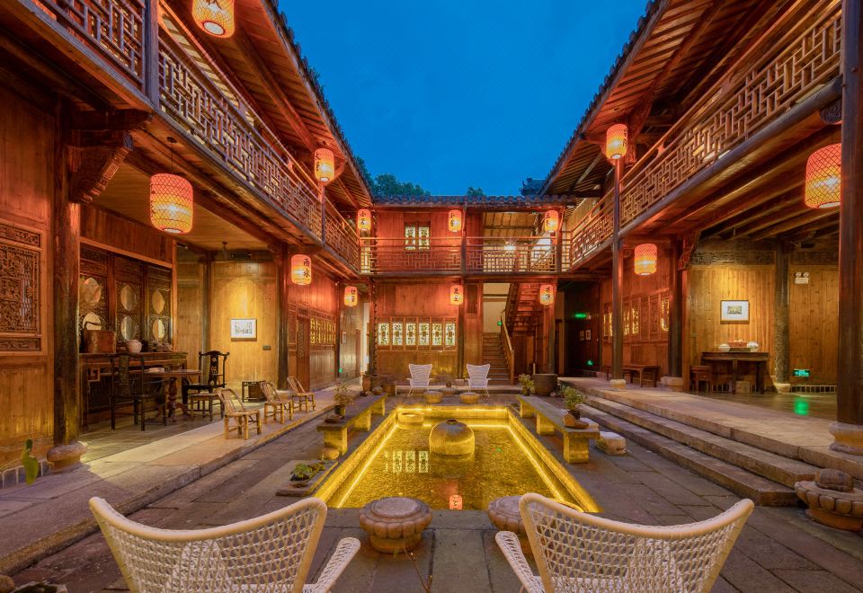 Floral Hotel·Chizhou Twelve Hours Hotel(Jiuhua Tianchi Branch)