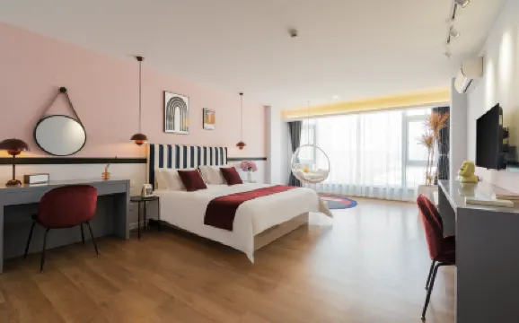 Quzhu Hotel (Kunming Changshui Airport)