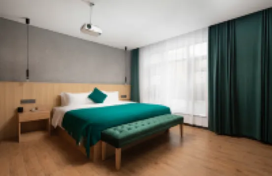 Pineapple Honey Resort B&B (Beihai Yintan Branch)