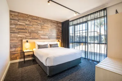 Nightcap at Westside Hotel Hotels in Laverton