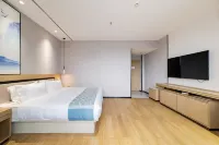 유니투어 호텔 (충쭈오 룽저우 홍바준 광장)