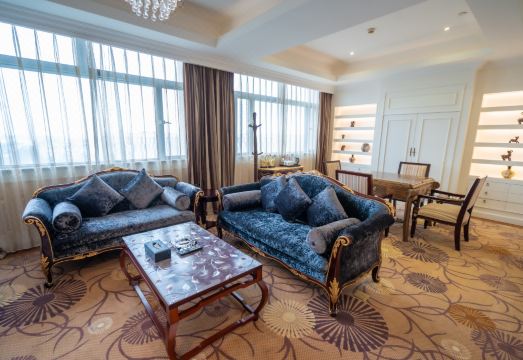 Minhang Julong Hotel Hotel Overview