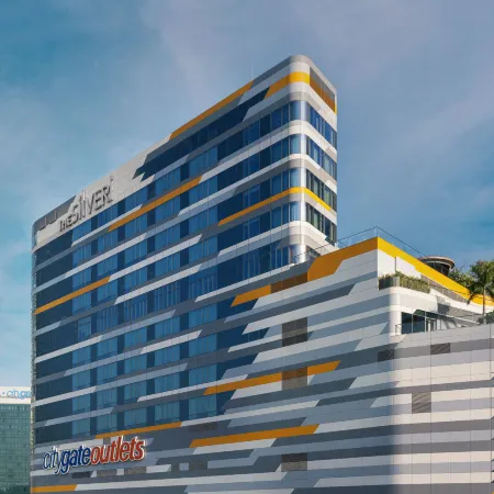 The Silveri Hong Kong - MGallery (Accor Group) Отели рядом с достопримечательностью «Аутлет Citygate»