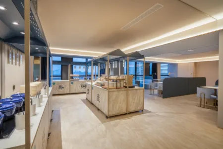 Hanting Hotel (Nantong Wanda Plaza) Отели рядом с достопримечательностью «Beishi Scenic Area»