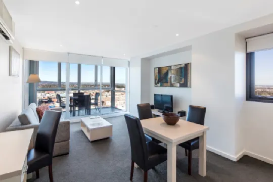 IStay Precinct Adelaide