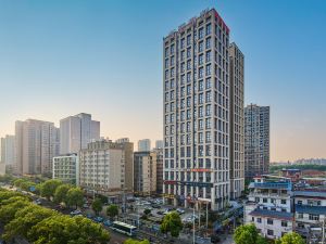 Xana Hotel (Changsha Desiqin Square Civil Affairs College Branch)