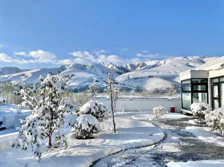 Houshan Park House Отели рядом с достопримечательностью «Nalati Raspberry Town»