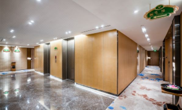 Vienna Hotel (Zhuhai Hengqin Port Ocean Kingdom)