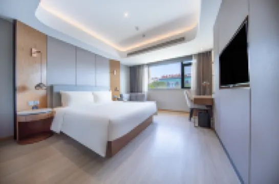 Rezen Hotel Penglai Pavilion Binhai Hotels near Penglai Polar Ocean World