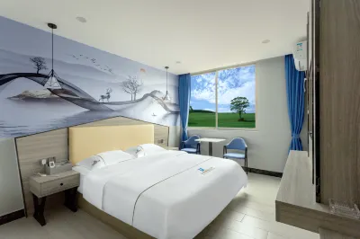Huadu Boutique Apartment (Tangxia Huayuan Xinjie Store, Dongguan)