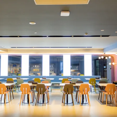 HanTing Hotel (Cangzhou Central Hospital Huabei Commercial Building)