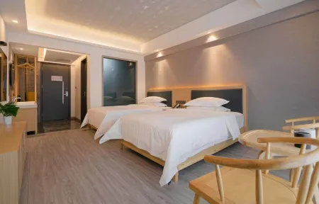 Mountain and Creek House (Zhangjiajie Forest Park Wulingyuan landmark store)