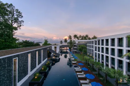 Awa Resort Koh Chang Отели рядом с достопримечательностью «Chao Por Koh Chang Shrine»