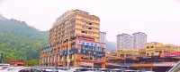 Weiyena Apartment (Yibin International Convention and Exhibition Center Branch)