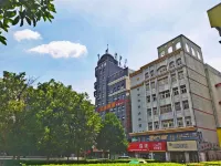 Hongyu Hotel Hotels near Wenshan Pedestrian Street