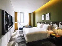 voco Seoul Gangnam by IHG Hotels near Toc Toc