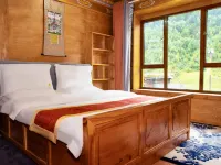Degeaux Folk Inn 더거 호텔
