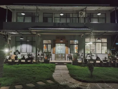 Courtyard NO. 7,Wanfenglin Hotel a Xingyi