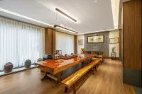 Shuangjiang Shibazhai Hotel Hotels in Shuangjiang