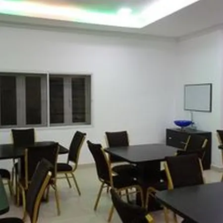 Steffan Hotel & Suites