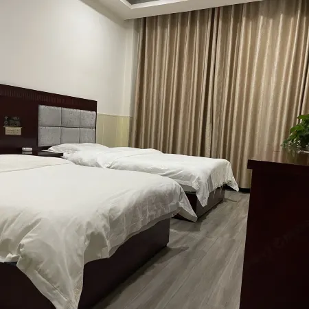 Jingyue Business Hotel