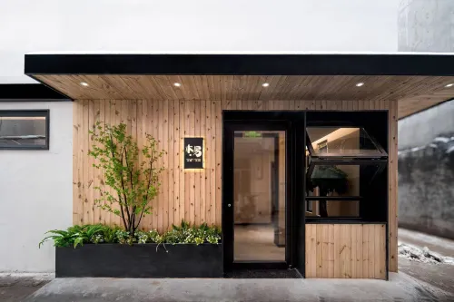 Luoqi Ancient City. Muyi Homestay