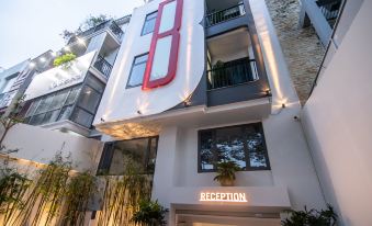 Bin Bin Hotel 12 - Near SaLa Residence