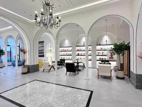 โรงแรมยวี่พ์ลาเวนเดอร์ ไมเตรยา - 3 ดาว