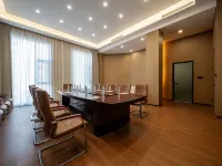 Biway Mansion Hotel (Puyang Jingkai Avenue Stadium Branch) Hotel di Puyang