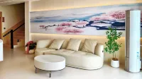 Peach Blossom Spring hotel